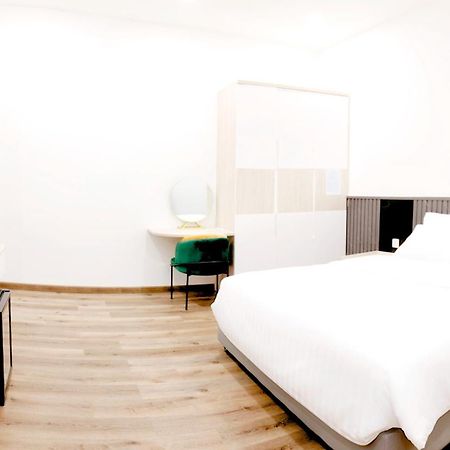 Hera Hostel Châu Đốc Eksteriør billede